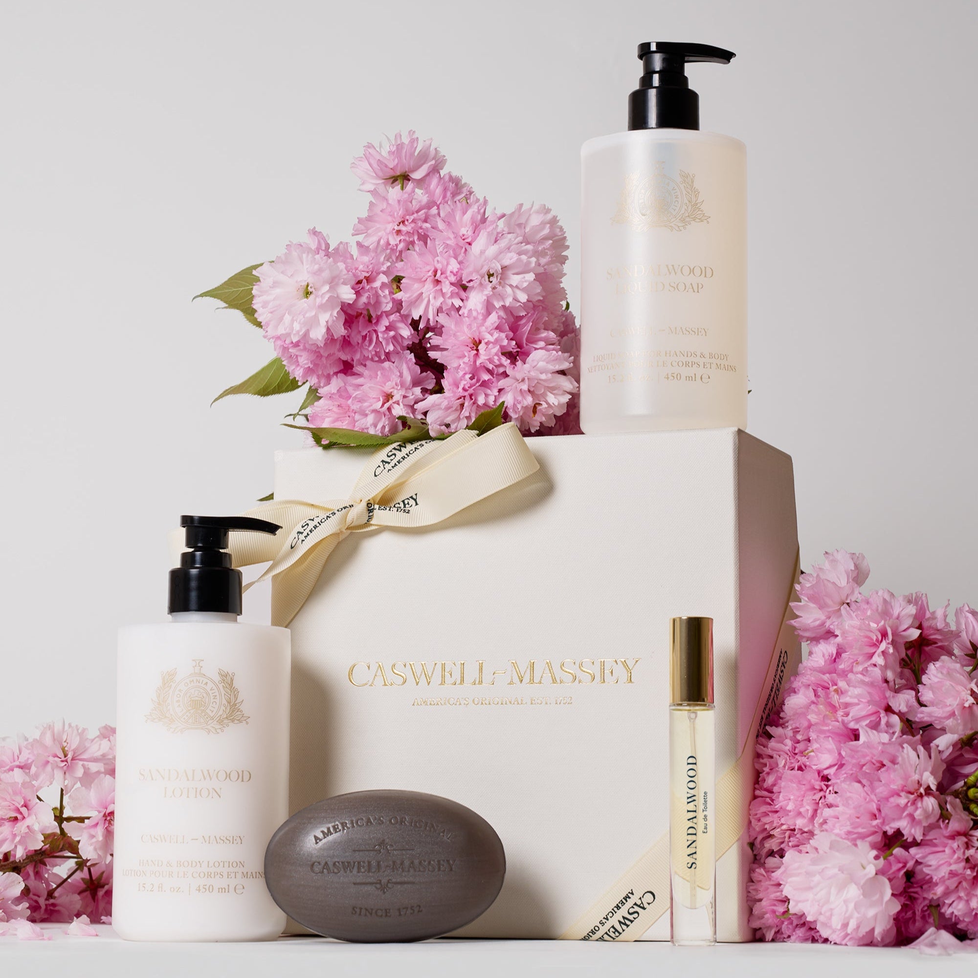 Mother's Day Sandalwood Luxe Gift Set Gift Set Caswell-Massey®